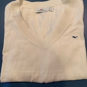 Women cream vineyard vines sweater - small and never worn
